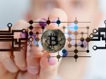 Bitcoin opäť prelamuje rekordy, už sa dostal nad 60.000 USD