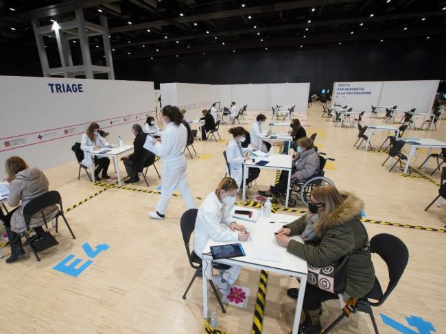 Taliansko chce mať do septembra zaočkovaných 80 percent obyvateľov