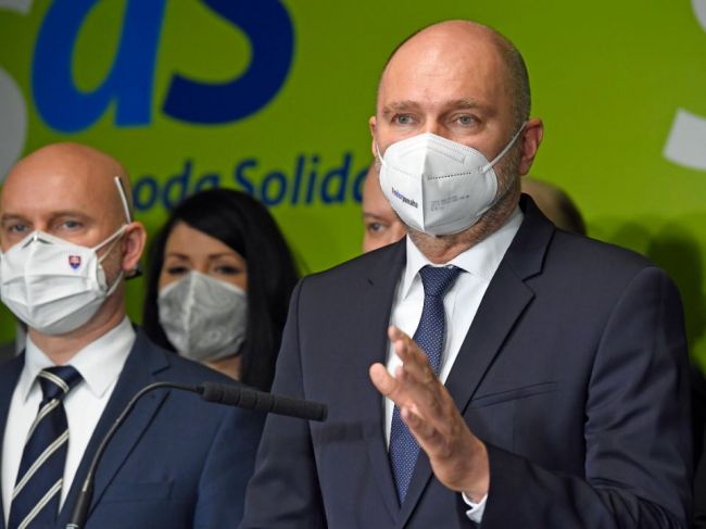 Sulík nepovedal, či sa núdzový stav predĺži, SaS sa ešte nerozhodla