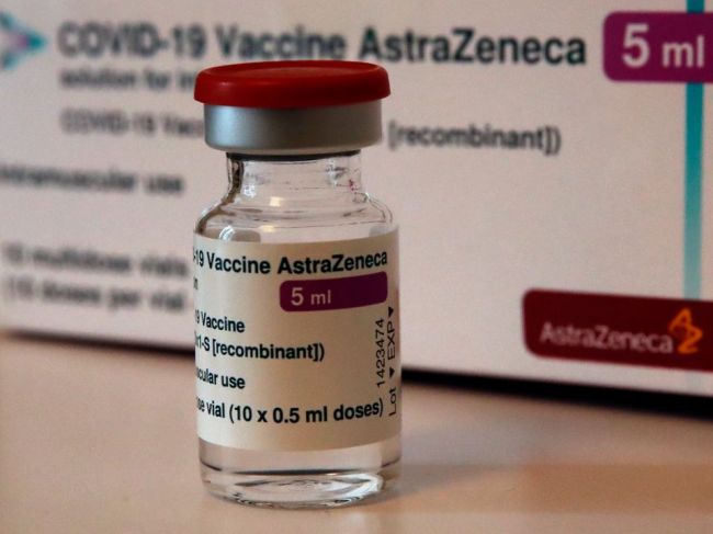 Nemeckí lekári kritizujú pozastavenie očkovania vakcínou od firmy AstraZeneca