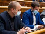 Premiér by vraj vládol aj s extrémistami, OĽANO reaguje na tvrdenia SaS
