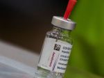 EMA vydala verdikt v prípade AstraZenecy. Odporúča s ňou ďalej očkovať?