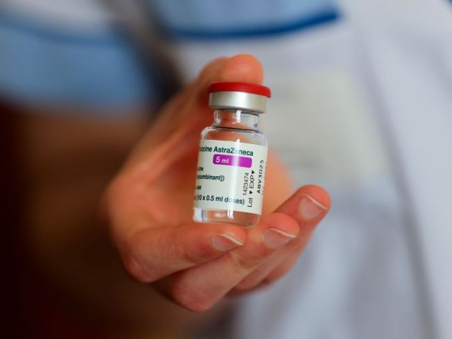 Fínsko tiež pozastaví očkovanie vakcínou od spoločnosti AstraZeneca
