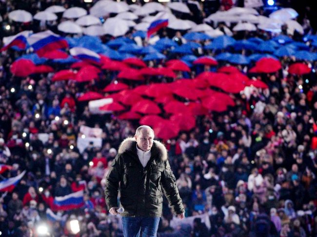 Ruská opozícia kritizovala koncert na štadióne v Moskve počas pandémie