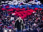 Ruská opozícia kritizovala koncert na štadióne v Moskve počas pandémie
