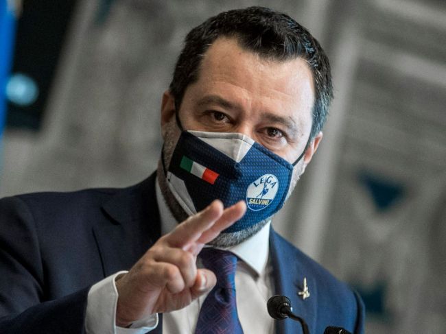 Prokurátor žiada proces so Salvinim pre blokovanie lode s migrantmi