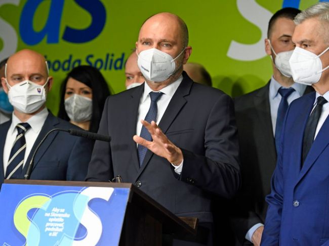 SaS oceňuje Matovičovu ochotu odstúpiť