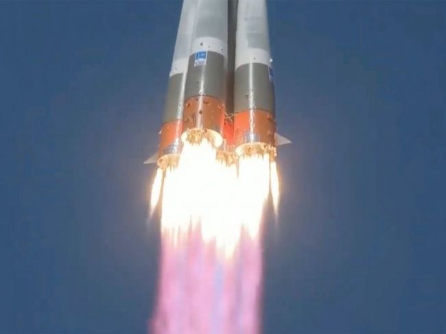 Ruská raketa vyniesla na obežnú dráhu 38 družíc vrátane slovenskej