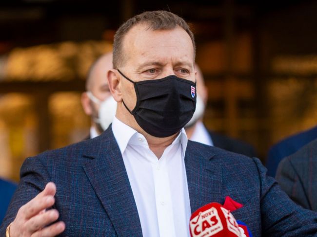 Kollár: Otázka prerozdelenia postov vo vláde je medzi OĽANO a SaS