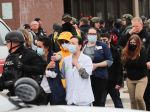 Streľba v supermarkete v Colorade si vyžiadala 10 mŕtvych vrátane policajta