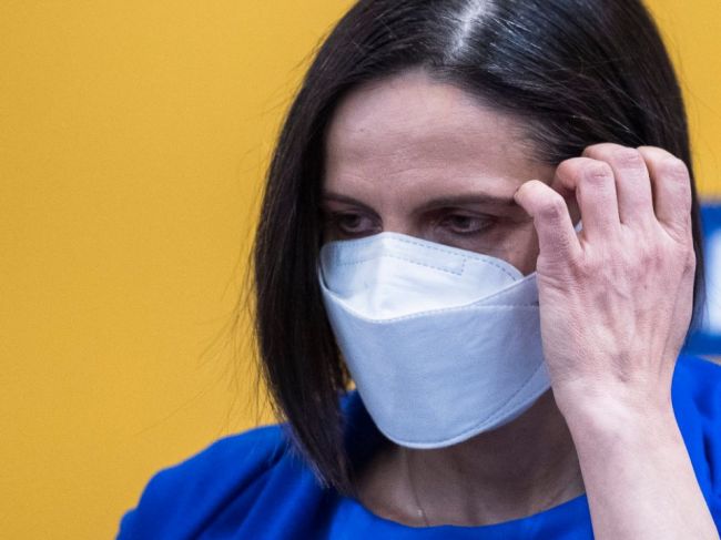 Prezidentka prijala demisiu Kolíkovej