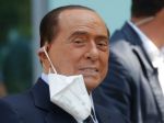 Expremiéra Berlusconiho prepustili z milánskej nemocnice