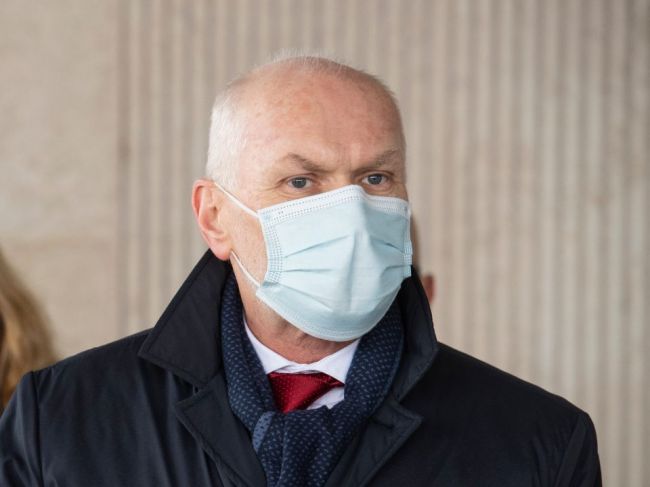 Slovenským zdravotníkom neuznávajú pandemickú PN, žiadajú odstránenie prekážok