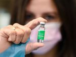 Kanada nateraz neodporúča očkovať vakcínou AstraZeneca mladších ako 55 rokov