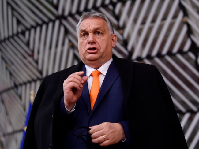 Orbán: Túto nákazu zastavíme už iba očkovaním, nie obmedzeniami