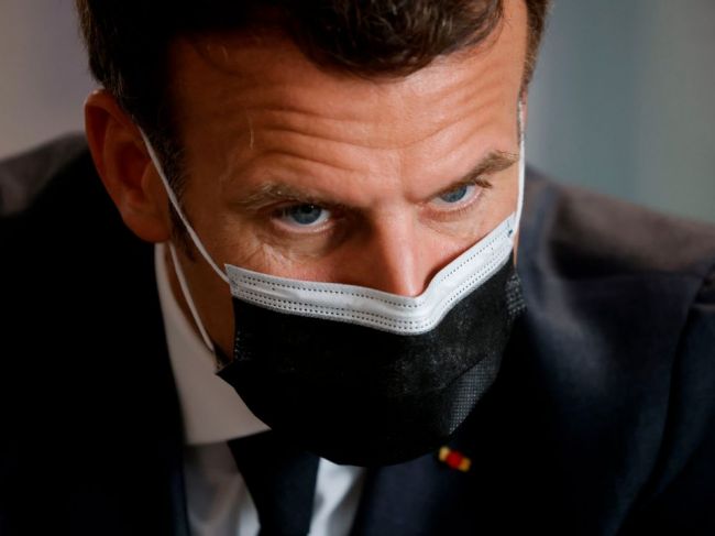 Francúzsko zavedie prísnejšie epidemiologické obmedzenia, oznámil Macron
