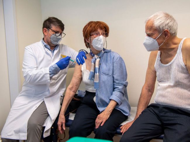 WHO: Európske tempo očkovania je "neprijateľne pomalé"