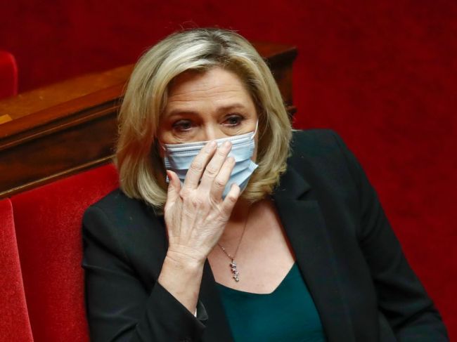 Le Penová oznámila odchod z RN; chce byť nadstraníckou prezidentskou kandidátkou