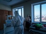 Na Ukrajine pribudlo najviac nakazených od začiatku pandémie - takmer 20.000