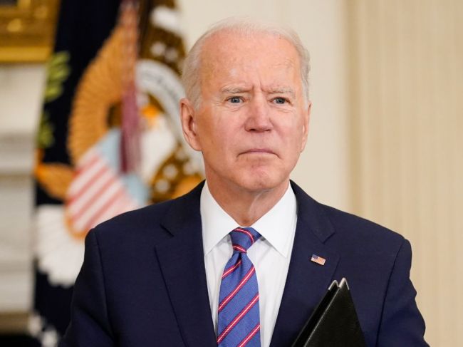 Biden telefonoval so Zelenským a vyjadril neochvejnú podporu suverenite Ukrajiny