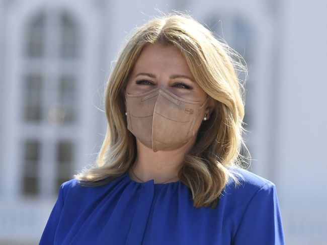 Z troch najvyšších ústavných činiteľov zarobila v roku 2019 najviac prezidentka
