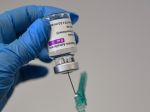 Americká vláda zakázala fabrike vyrábať vakcínu AstraZeneca, prevádzku preberá J&J