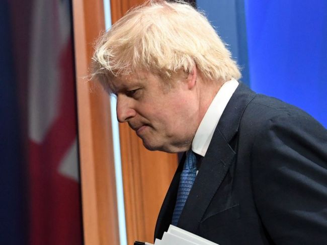 Johnson je znepokojený situáciou na ukrajinských hraniciach