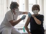 Očkovanie proti koronavírusu sa v Nemecku prudko zrýchlilo po zapojení lekárov