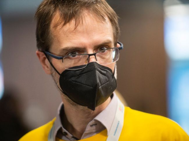 Szalay: Prihlasovanie na očkovanie v réžii samospráv by fungovalo lepšie