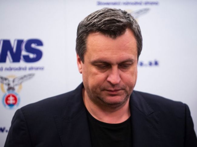 SNS nekomentuje okolnosti zrušenej cesty českého vicepremiéra do Moskvy