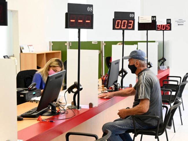Klientske centrá a oddelenia dokladov budú od utorka otvorené v novom režime