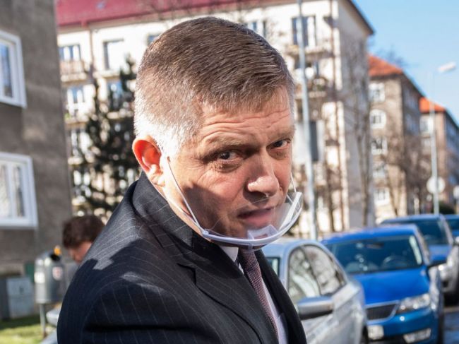 Fico upozornil na spreneveru vo firme Kolíkovcov, ministerka zodpovednosť odmieta