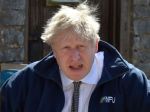 Britský minister obrany poprel správy o údajnom poburujúcom výroku Johnsona