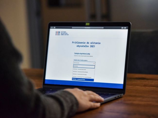 Na Slovensku sa v pondelok začína asistované sčítanie