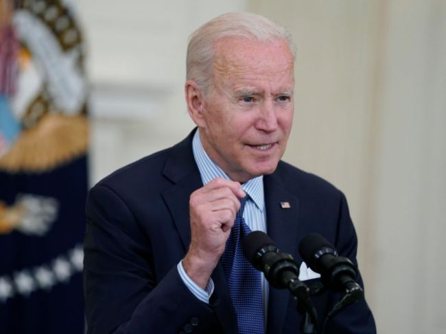 Biden: Spojené štáty sú pripravené "okamžite" začať očkovanie detí vo veku 12 - 15 rokov