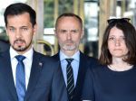 Podpredseda parlamentu Šeliga sa v noci zdržiaval v klube, ktorý mal byť zatvorený