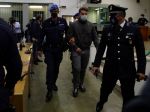 Američanov obvinených z vraždy policajta odsúdili na doživotie