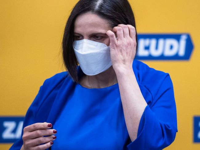 Kolíková má podporu Valáška a Klusa, Kéry jej vysloví nedôveru