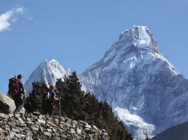 Čína chce na vrchole Mount Everestu vyznačiť deliacu čiaru