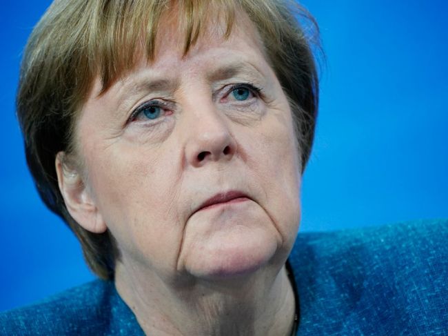 Merkelová ostro odsúdila antisemitské útoky a zhromaždenia v Nemecku