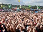 Britské úrady povolili konanie hudobného festivalu Glastonbury