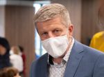 Ministerstvo zdravotníctva rokuje o Sputniku, SNS žiada vysvetliť postup