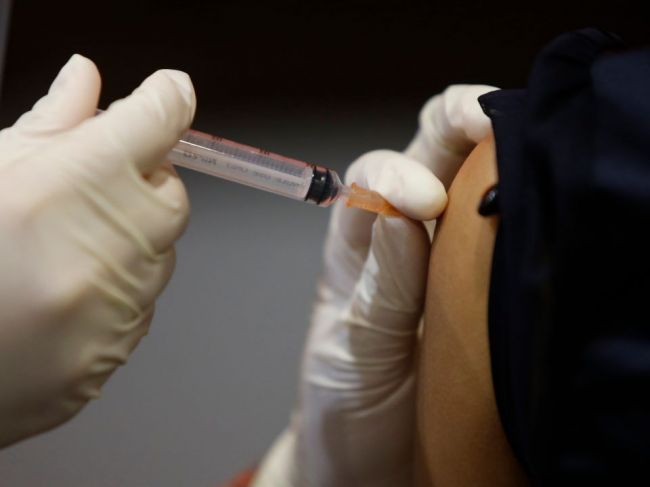 Čínska vláda: Vakcíny dodávame takmer 40 africkým krajinám, často zadarmo