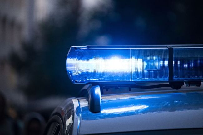 Polícia zasiahla voči popieračom covidu, zaistila zbrane a muníciu