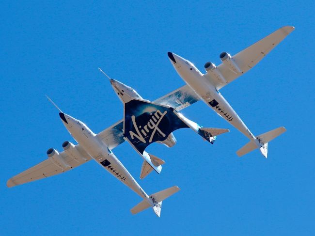 Lietadlo spoločnosti Virgin Galactic sa prvýkrát dostalo na pokraj vesmíru