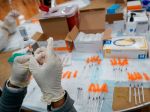V Hongkongu budú zrejme musieť zlikvidovať milióny dávok vakcín proti COVID-19