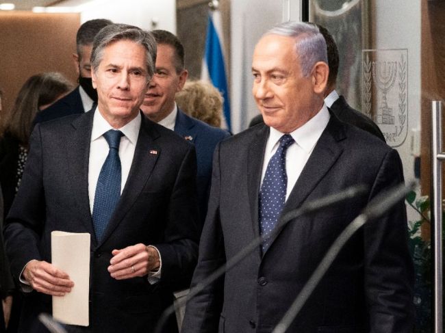 Blinken v Izraeli: Hamas by nemal profitovať z pomoci určenej na obnovu Gazy