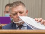 Fico nevidí dôvod pokračovať v schôdzi, ak nebude v pléne prítomný exšéf SIS