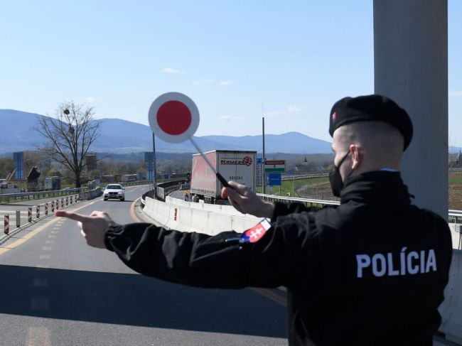 Podmienky pre pendlerov sa od pondelka zmiernia
