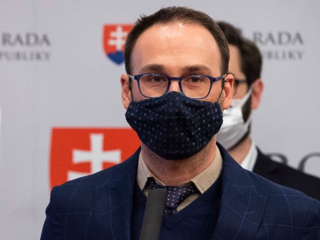 Koaliční poslanci tvrdia, že správa SIS sa týka neživých prípadov